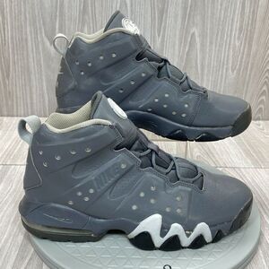 Nike Kids Air Max Barkley Gray White Basketball Shoes Sz Youth 7Y Womens 8.5